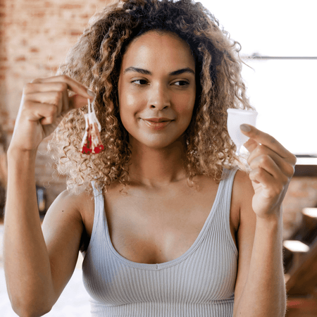 What Are the Differences Between Tampons and Menstrual Cups?